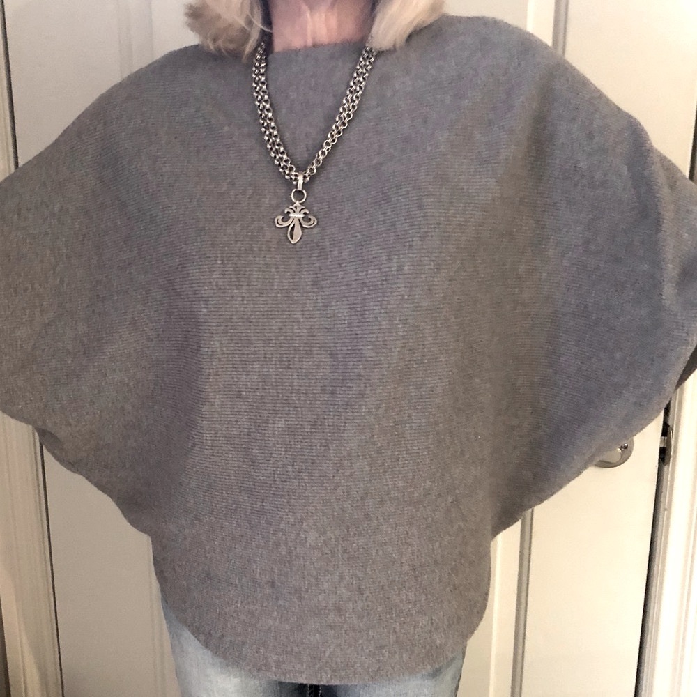 Soft & cozy gray sweater with batwing sleeves, boat neck, & shirttail hem - Picture 3 of 15